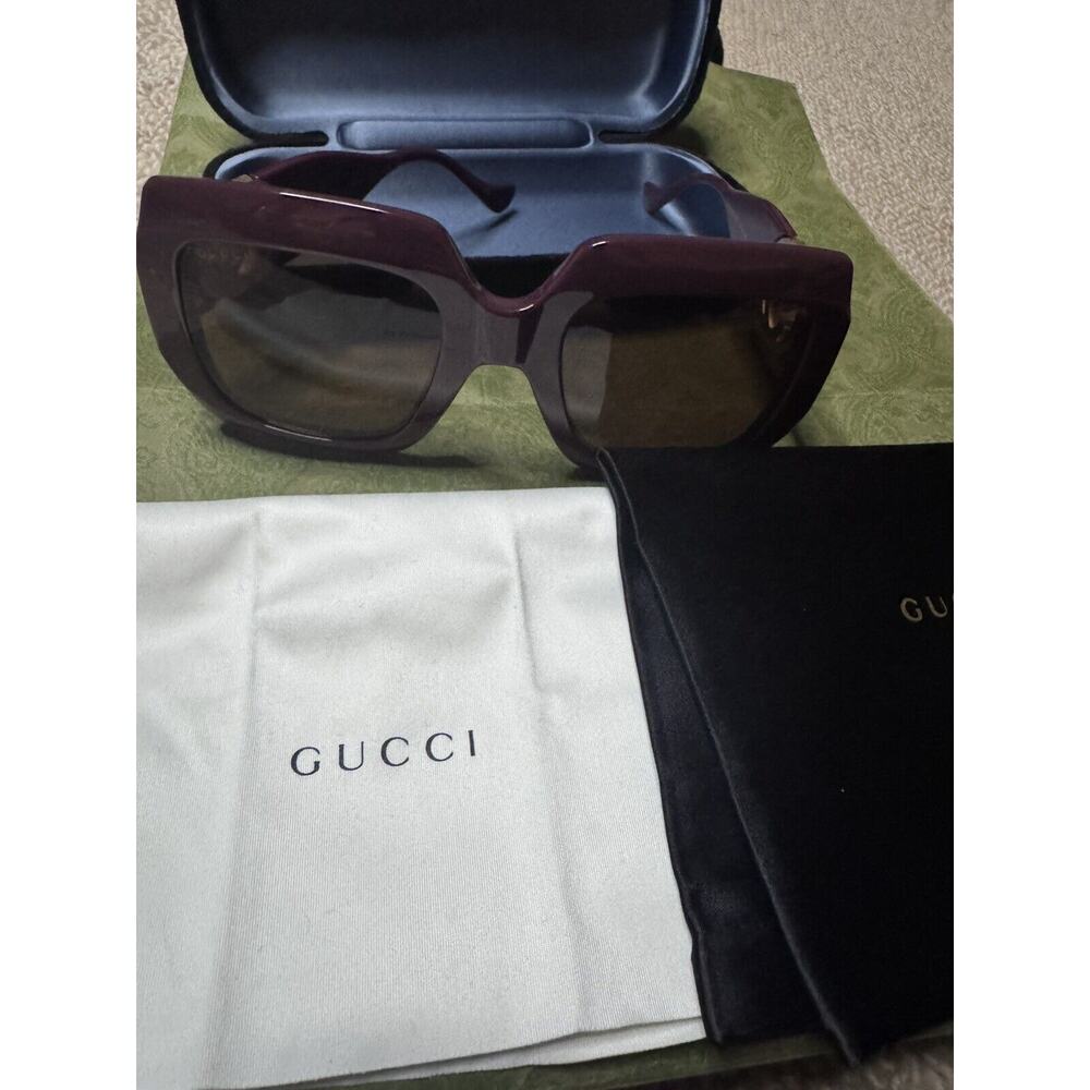Gucci Square Oversized Sunglasses in Deep Burgundy with Brown Lenses - Picture 4 of 9